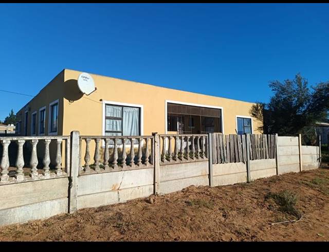 5 BEDROOM HOUSE FOR SALE IN CHATSWORTH